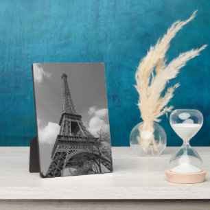 Placa Expositora Eiffel nublado en blanco y negro, 2015