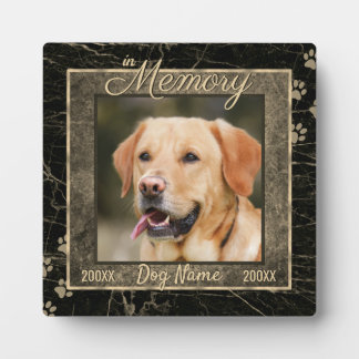 Placa Expositora En la memoria de perro Marble Rustic Sepia Keepsak