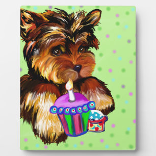 PLACA EXPOSITORA FELIZ CUMPLEAÑOS YORKIE POO