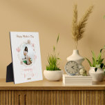 Placa Expositora Floral Primera madre, mamá para ser foto<br><div class="desc">Primer día de la madre como foto personalizada de la futura mamá regalo por las mujeres embarazadas, madres en el día de la madre o cumpleaños de la madre o nueva madre o futura mamá. Añade una de tus fotos favoritas de tu esposa, madre, bebé/hijos/mascotas/familia/pareja/boda al fondo floral de oro...</div>