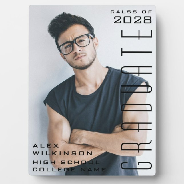 Placa Expositora Foto de un graduado moderno con estilo de escritur (Subido por el creador)