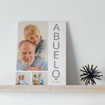 Placa Expositora Foto moderna de Abuelo Plaque<br><div class="desc">Una placa moderna de collage de fotos,  perfecta como regalo para el Día del Padre,  cumpleaños,  navidades o cualquier otra ocasión. La placa de la foto tiene 3 fotos,  un tipo de letra negrita en gris que dice 'ABUELO' y 'EST: 20XX.</div>