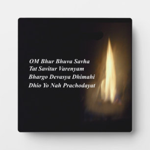 Placa Expositora Gayatri Mantra Prayer Om / Aum Bhur Bhuvah, Plaque