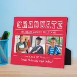 Placa Expositora Graduación de fotos de grado Moderno Rojo 3<br><div class="desc">Cartel de pantalla de placa de graduación fotográfica clásica 3 con rasgos de caballete de grado en negrita con texto personalizado moderno que se puede personalizar completamente con el nombre completo del graduado, el año de clase y el nombre de la escuela. Agregue tres imágenes favoritas del graduado a las...</div>