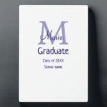 Placa Expositora Graduado añadir nombre monograma púrpura simple mí<br><div class="desc">diseño hermoso</div>