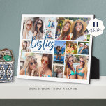 Placa Expositora Guión de Collage de fotos moderno Besties 11<br><div class="desc">Crea una manta única y divertida de memoria de fotos a color personalizada y personalizado para tu mejor amigo o BFF utilizando esta plantilla de cuadrícula de collage de fotos fácil de cargar con 11 imágenes en varias formas y tamaños, tanto horizontales como verticales, para alojar una amplia gama de...</div>