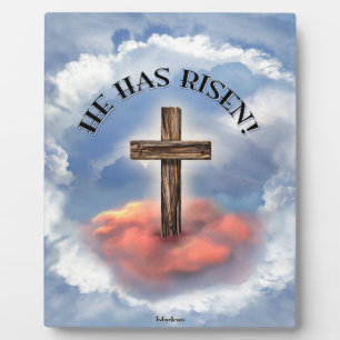 Placa Expositora Ha Resucitado Cruz Áspera Con Nubes