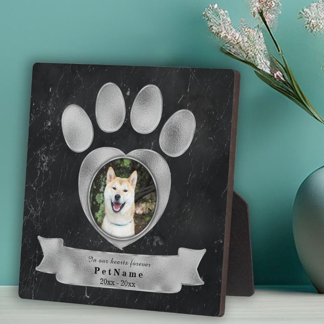 Placa Expositora Homenaje conmemorativo al mascota Faux Black Marbl (Pet Memorial Tribute Faux Black Marble Silver Paw Plaque)