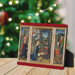 Placa Expositora La escena de la Natividad de los hermosos Navidade<br><div class="desc">La Natividad con Donantes y Santos de Gerard David presenta la clásica escena de la natividad con Jesucristo. Un regalo perfecto para los Navidades cristianos en tu vida. Las características de la madre pueden rezar sobre el bebé Jesús y los pastores que traen regalos.</div>