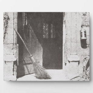 Placa Expositora La puerta abierta, marzo de 1843 (foto de abajo)