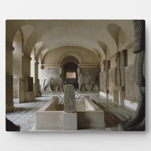 Placa Expositora La sala asiria del Louvre en París (foto)