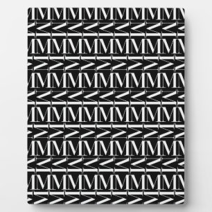 Placa Expositora Letra monográfica inicial M