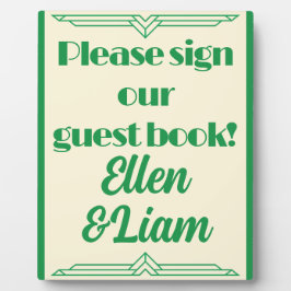 Placa Expositora Libro de invitados de Jade on Beige de los años 19