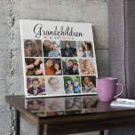 Placa Expositora Los nietos hacen que la vida sea grande | COLLAGE<br><div class="desc">Única placa de colección de fotos de 12 nietos hace el regalo perfecto para cualquier abuelo, con un texto que dice 'NIÑOS GRANDES HAGAN EL MUNDO GRAND'. Los estilos de fuente, tamaños y color de fondo se pueden cambiar haciendo clic en el enlace posterior del personalizar después de la personalización....</div>