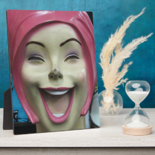 Placa Expositora Mad Laughing Mannequin ~ Uncanny Valley Chica