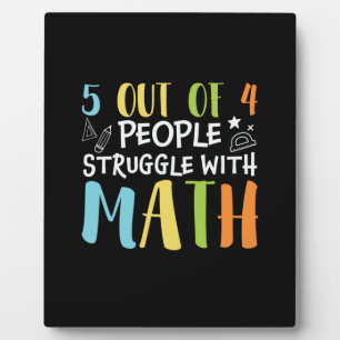 Placa Expositora Maestros de matemáticas luchan con matemáticas