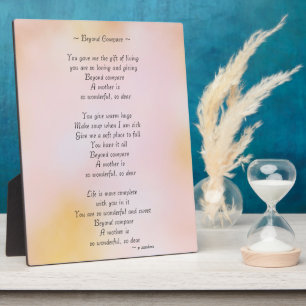 Placa Expositora Más allá de la comparación