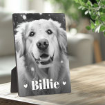 Placa Expositora Mascota gato nombre corazones<br><div class="desc">Placa fotográfica que muestra la foto de su mascota personalizado con el nombre del mascota como un sobrecoste de texto blanco flanqueado por dos corazones.</div>