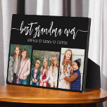 Placa Expositora Mejor Abuela de la Historia - Collage de fotos de<br><div class="desc">Celebra la "Mejor Abuela de la Historia" con esta placa personalizada de Collage de fotos para nietos. Este sincero regalo cuenta con un bello collage de preciadas fotos que capturan momentos especiales, complementado con un mensaje amoroso. Diseñado con materiales de alta calidad y acabados elegantes, es ideal para exhibirse en...</div>