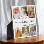 Placa Expositora Mejor Abuela de la historia - Collage de fotos de<br><div class="desc">Celebra el "Mejor Abuela de la Historia" con este Collage de fotos de nietos personalizado. Este sincero regalo muestra un bello collage de preciadas fotos que capturan momentos especiales, complementado con un mensaje amoroso. Diseñado con materiales de alta calidad y acabados elegantes, es perfecto para mostrarse en casa como un...</div>