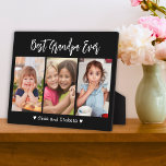 Placa Expositora Mejor Abuelo Abuelo Nunca Abuelitos 3 Collages de<br><div class="desc">Crea tu propio regalo fotográfico para el abuelo con múltiples fotos de nietos. Dé regalos personalizados de abuelo con nombres de nietos para convertirlo en un tesoro. Los regalos personalizados del abuelo son perfectos para cumpleaños del abuelo,  día del padre,  día de los abuelos y Navidades.</div>