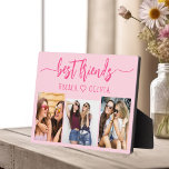 Placa Expositora Mejor Amigos Rosa 3 Collage de fotos Keepsake<br><div class="desc">Celebra tu amistad con el Collage de fotos Keepsake Plaque de los Hot Pink Besties Friends 3. Esta placa vibrante y personalizada presenta un elegante diseño rosa caliente, mostrando un bonito collage de tres preciadas fotos. Diseñado con materiales de alta calidad, es perfecto para exhibirse en un escritorio, una estantería...</div>
