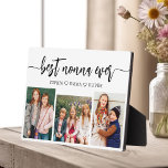 Placa Expositora Mejor Nonna de la Historia - Collage de fotos de l<br><div class="desc">Celebra la "mejor nonna jamás" con esta placa personalizada de Collage de fotos de nietos. Este sincero regalo cuenta con un bello collage de preciadas fotos que capturan momentos especiales, complementado con un mensaje amoroso. Diseñado con materiales de alta calidad y acabados elegantes, es ideal para exhibirse en casa como...</div>