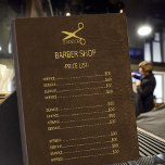 Placa Expositora Menú de servicio de apariencia de cuero marrón de<br><div class="desc">Placa exclusiva de lujo para plancha de plantilla de precios para una peluquería de barbero con un guión falso dorado sobre un fondo de cuero marrón oscuro. Tenga en cuenta que la textura de cuero está IMPRESIONADA.</div>