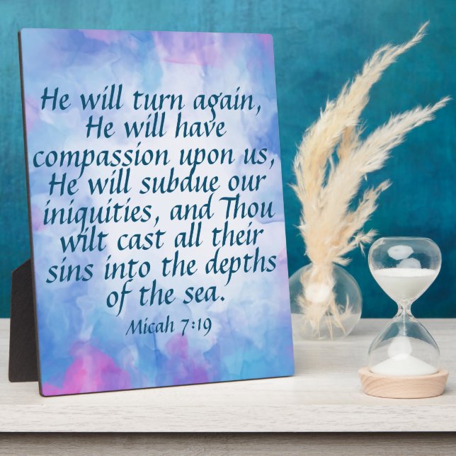 Placa Expositora Micah 7:19 (Lado)