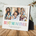 Placa Expositora Moderno Collage de fotos Rainbow a la mejor mamá d<br><div class="desc">¡La mejor mamá de todos! Un meditado y moderno regalo de cumpleaños, Día de la Madre o Día de Navidad: una moderna placa de collage de fotos en Instagram con tu mensaje y/o nombres de personalizados. La moderna tipografía de arcoíris pastel sobre un suave fondo de marfil es un placer...</div>