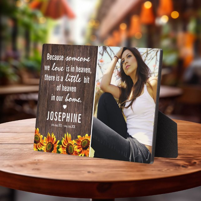 Placa Expositora Monumento a la Familia Rusa de Girasol | Photo Kee (Subido por el creador)