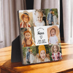 Placa Expositora Nana We Love You Heart Modern Collage de fotos<br><div class="desc">La placa de Collage de fotos moderno Nana We Love You Heart Modern es un regalo conmovedor y personalizado que muestra tu amor por tu abuela. Esta placa de bonito diseño cuenta con un collage de fotos en forma de corazón que le permitirá añadir sus fotos familiares favoritas en un...</div>