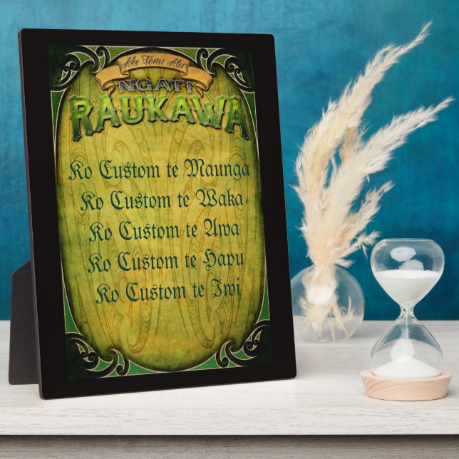Placa Expositora Ngati Raukawa Pepeha (Lado)