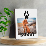 Placa Expositora Nombre de la foto del Personalizado del Mascota de<br><div class="desc">placa de nombre de foto del Mascota de impresión de pastas de perro moderna y simple. Agrega tu foto y nombre de perro.</div>