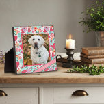 Placa Expositora Nombre personalizado de la foto del corazón rosado<br><div class="desc">Fun Modern Love Easel Photo Message Mascota Plaque - obras de arte coloridas y elegantes perfectas para los mascotas. Estas divertidas placas personalizadas de fotos de amor hacen grandes keepsakes para la familia, amigos, compañeros de trabajo, profesores, etc. El regalo perfecto para todos tus San Valentín que aman a sus...</div>