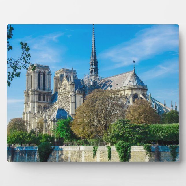Placa Expositora Notre Dame de París en Francia (Frente)
