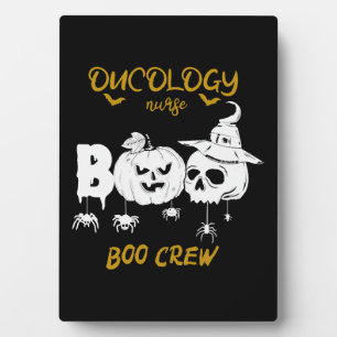 Placa Expositora Oncología Enfermera Boo Crew, Enfermera Oncología 