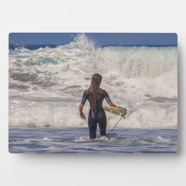 Placa Expositora Ondas Chica surfer (Frente)