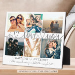 Placa Expositora Pareja TE AMO Collage de fotos Guión Gris Plateado<br><div class="desc">Crea una pantalla de collage de fotos de keepsake para el que te gusta con 6 fotos, el título QUE TE AMO en un guión moderno y manuscrito con corazones como un Relieve metalizado de plata metálico falso y personalizado con tu texto personalizado contra un fondo blanco editable. CAMBIOS: el...</div>