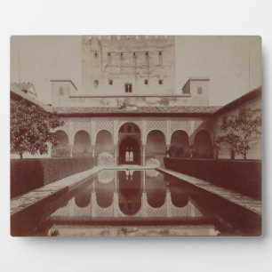 Placa Expositora Patio de los Arrayanes, Alhambra, c.1875-80 (sepia