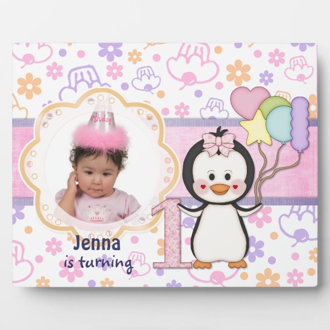Placa Expositora Penguin Cutie - Primer cumpleaños del Chica (Frente)