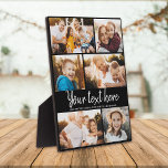 Placa Expositora Personalizado Collage de fotos de texto Familia mo<br><div class="desc">6 de tus fotos favoritas con un guión escrito a mano a la moda leyendo tu mensaje personalizado con tus nombres o cualquier otro detalle a continuación. ¡Un gran regalo para los amigos y la familia!</div>
