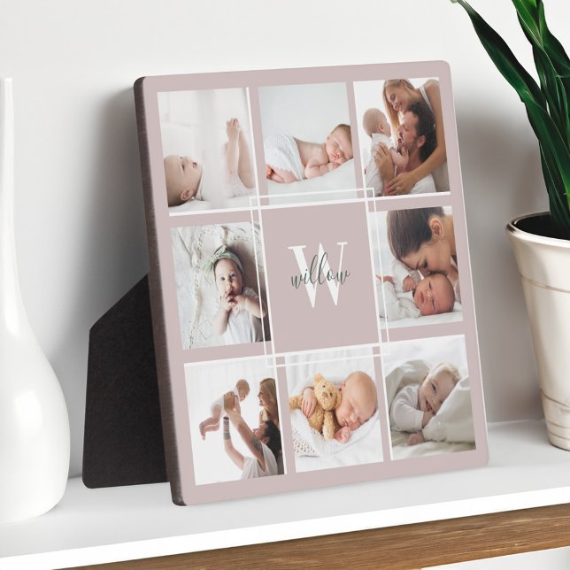 Placa Expositora Personalizado Nombre del bebé y Collage de fotos d (Custom Baby Name & Monogram Photo Collage Blush Plaque)