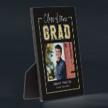 Placa Expositora Plaque de graduación de color EDITABLE del Orgullo<br><div class="desc">Gran interés en recordar este hito especial en la vida. El color de fondo se puede personalizar en línea! Puede encontrar artículos coincidentes en nuestro sitio web: www.berryberrysweet.com o bajo petición.</div>