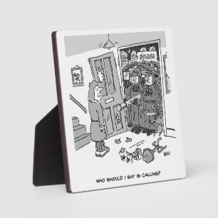 Placa Expositora Policía antidisturbios arremete contra una propied