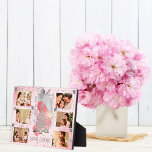Placa Expositora Por sus Navidades rosados Foto Memoria Keepsake<br><div class="desc">Exposición de fotos para ella con un tema de la temporada de vacaciones y un collage de 6 fotos. Presentamos el regalo perfecto que capta la esencia de la magia y la nostalgia, especialmente diseñado para ella. Este regalo solitario de Photo Plaque es un tesoro de recuerdos, bañado en un...</div>