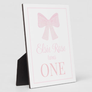 Placa Expositora Primer cumpleaños de Preppy Pink Bow Grandmillenni