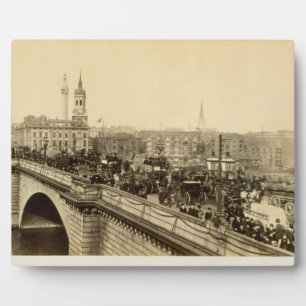Placa Expositora Puente de Londres, c.1880 (foto sepia)
