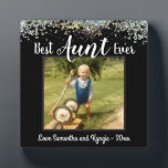 Placa Expositora Purpurina de fotos de la mejor tía de todos los am<br><div class="desc">Fun arco iris falso purpurina placa en el escritorio de la foto. Todo el texto es personalizable y la foto se puede cambiar fácilmente. La mejor tía con sobrina o el nombre del sobrino en la parte inferior de la placa. Un regalo único para esa persona especial en tu vida....</div>