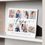Placa Expositora Regalo para papá | Collage de fotos de los nietos<br><div class="desc">Envía un hermoso regalo personalizado a tu abuelo (papá) que apreciará para siempre. Paquetes de collage de fotos de nietos personalizados especiales para mostrar sus propias fotos y recuerdos familiares especiales. Nuestro diseño presenta un sencillo diseño de cuadrícula de 8 fotos con "Papa" diseñado en un hermoso estilo de escritura...</div>